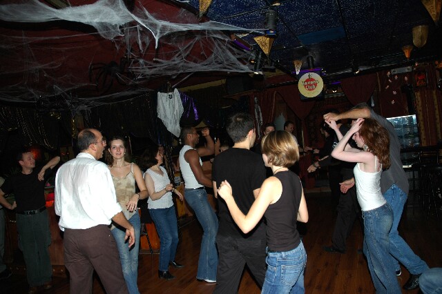min 2005 11 06 sharkys 168